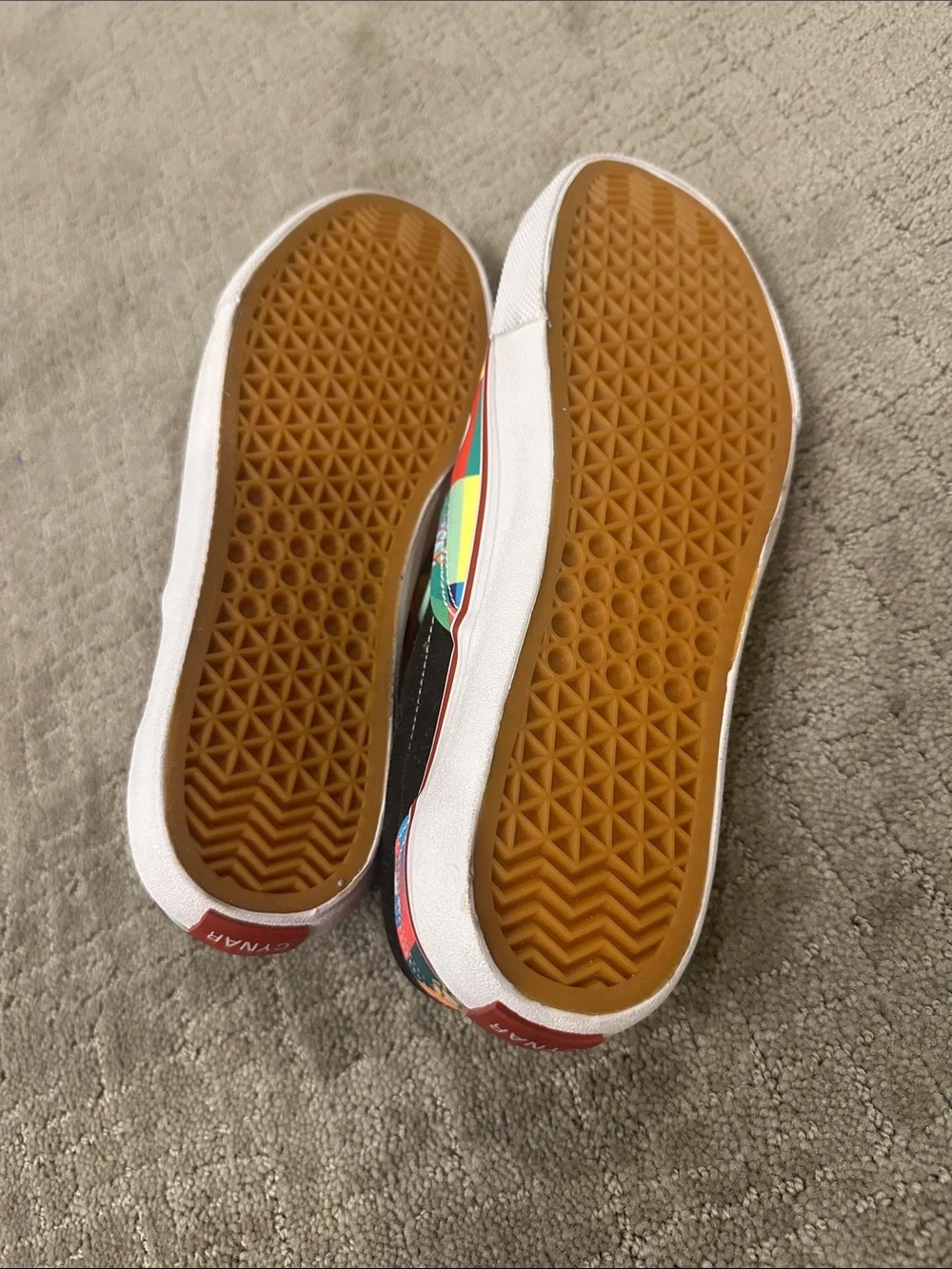 Cynar Mens Slip-On Sneakers in Multicolor Print sz 9.5